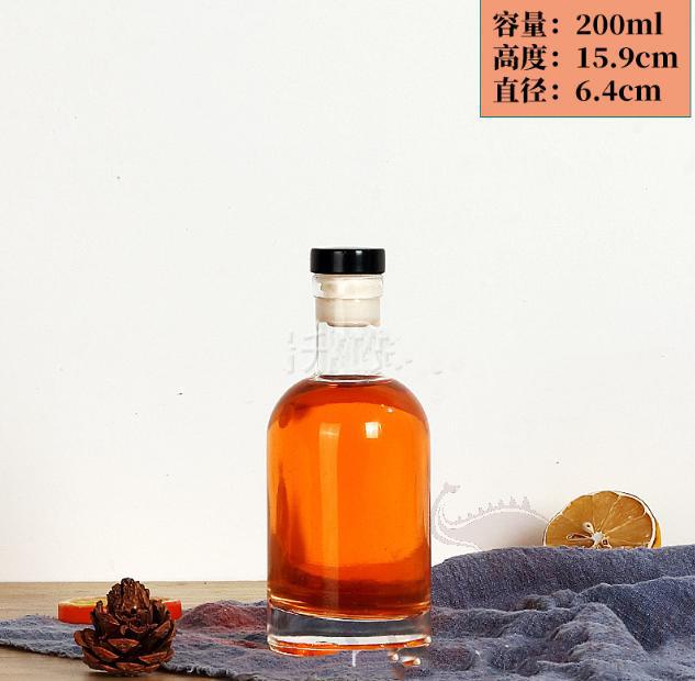 Glass Bottle w/cap,200ml,D 6.4*H 15.9cm